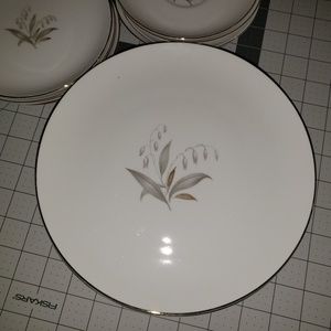 Kaysons Fine China Vintage 1961 Golden Rhapsody